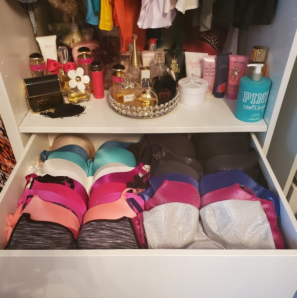 WELCOME to my closet! - Picture 8 of 16
